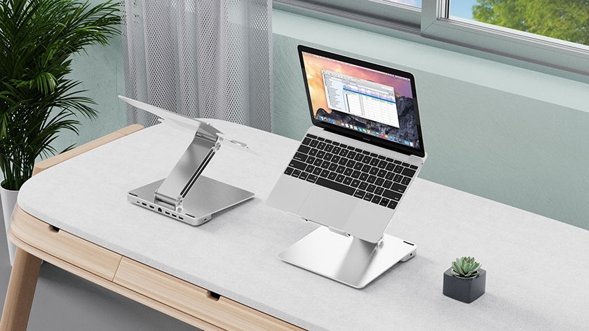 Docking-Station-for-Laptops